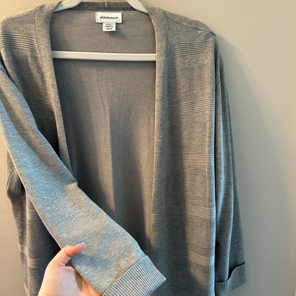 Stitchcount Gray Cardigan - Picture 5 of 6